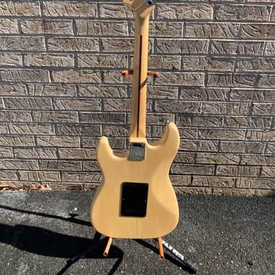 2005 Squier Stratocaster FSR Translucent Blonde image 5