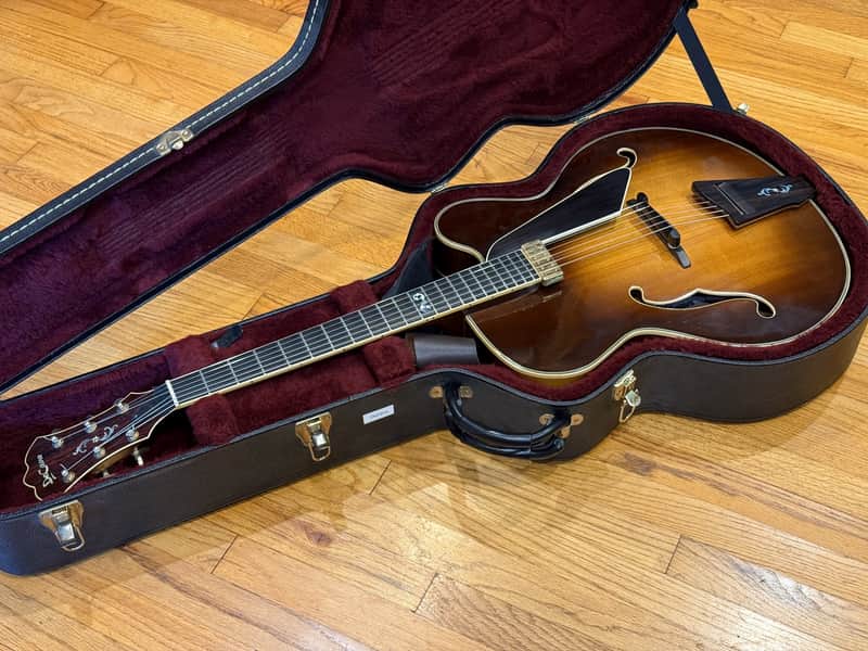 DeCava Stratford archtop guitar 2012 - Almond Burst image 1