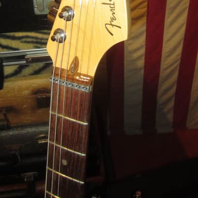 2013 Fender American Deluxe Stratocaster HSH Sunburst image 3