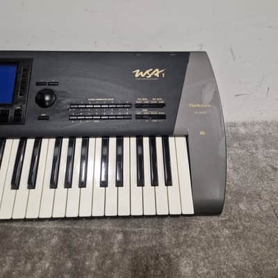 Technics WSA1 - Digital Piano/Synthesizer - Black - Good w/ Power Cable image 4