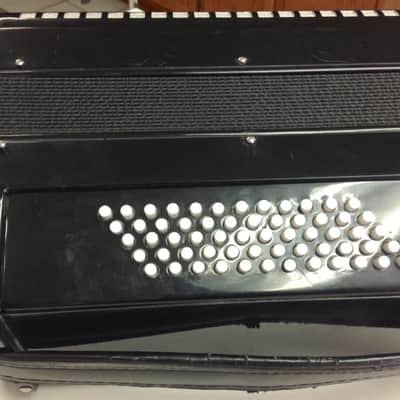 Goldencup Accordion - black image 7