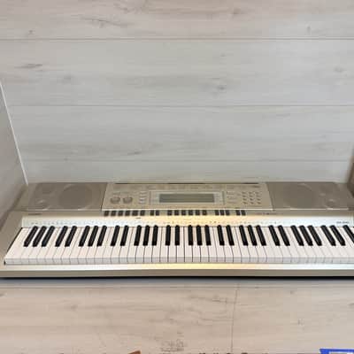 Casio WK-200 76-Key Portable Keyboard USB MIDI Educational Arranger Keyboard with Power Supply 2009-2012 image 6