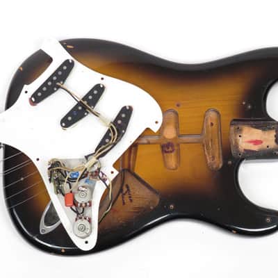 1982 /83 Fender Stratocaster 57 Reissue Fullerton Cesar Diaz Signed - Sunburst - USA AVRI image 20