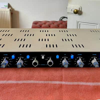 API 5500 Dual 4-Band Equalizer image 1