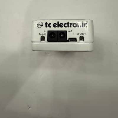 TC Electronic Polytune Poly Chromatic Tuner True Bypass Guitar Effect Pedal image 5