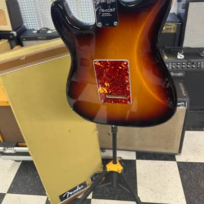 Fender American Standard Stratocaster with Rosewood Fretboard 2013 - 3-Color Sunburst image 17