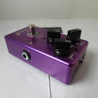 Suhr Riot Distortion Effects Pedal Free USA Shipping image 3