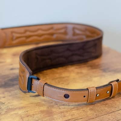 Taylor Vegan Leather Guitar Strap - Tan 2.75" (4202-27) image 5