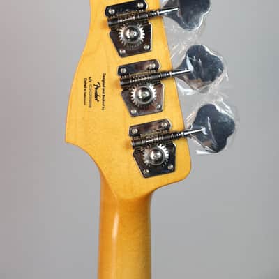 Squier Classic Vibe '60s Precision Bass 3-Tone Sunburst image 6