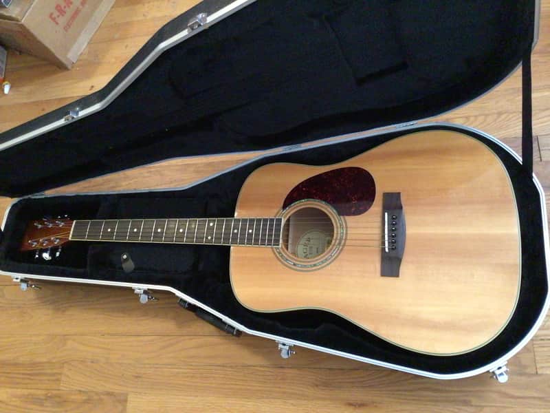 Used Zager ZAD-50 EZ- Play 6 String Guitar 2004 Solid Spruce Top, Mahogany back and sides, w/ Rosewood Fretboard image 1