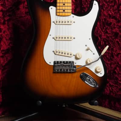 Fender Eric Johnson Signature '54 "Virginia" Stratocaster 2023 - 2-Color Sunburst image 4