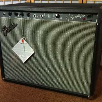 Fender  Satellite SFX Amplifier W/DSP surround sound 32 digital FX 1x12 cab image 1
