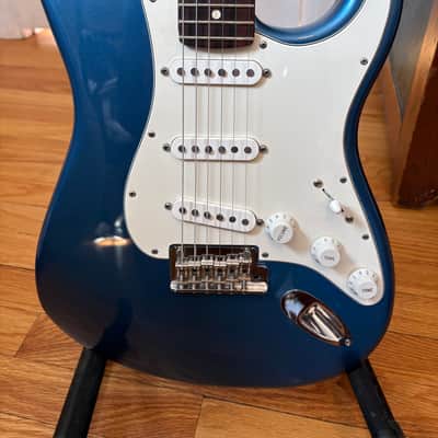 Fender American Professional Stratocaster with Rosewood Fretboard 2020 - Lake Placid Blue image 2