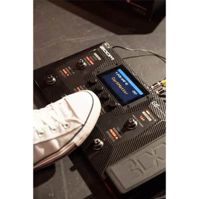 Zoom G6 Multi-Effects Processor with FP02M Expression Pedal for Guitarist image 10