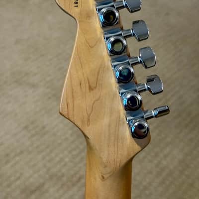 2004 Fender 50th Anniversary American Deluxe Stratocaster 2004 - Sunburst image 5