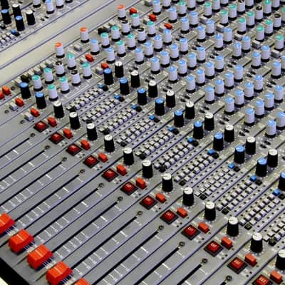 DDA DMR12 44 Input Analogue Console image 6