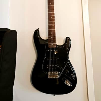 Fender American Special Stratocaster HSS image 2