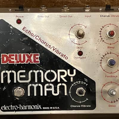 Electro-Harmonix Deluxe Memory Man Vintage Analog Delay MN3005 w