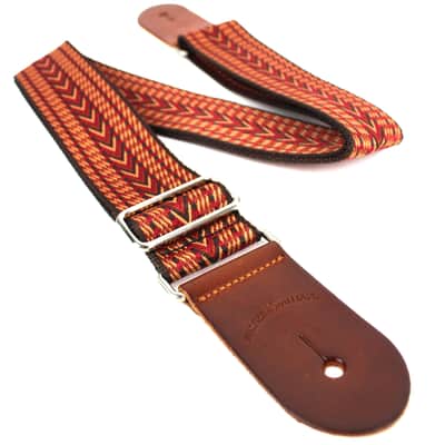 Walker & Williams H-34 Vintage Series Earth Tone Reds Woven Kaleidoscope Strap With Leather Ends image 2