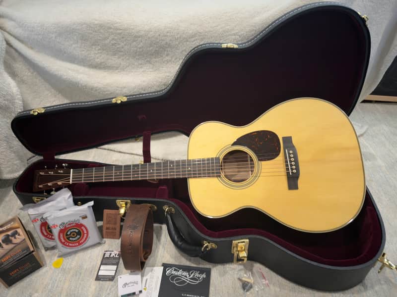 Martin OM-28 Custom Adirondack Spruce/Guatemalan Rosewood Back&Sides 2024 image 1