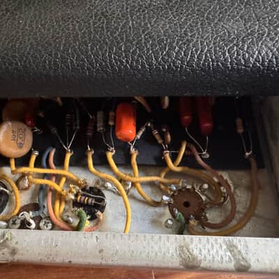 Fender Vibro Champ 6-Watt 1x8" Guitar Combo 1964 - 1967 - Black Panel image 16