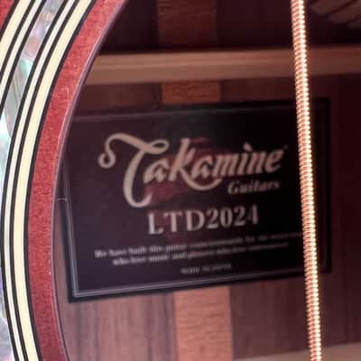 Takamine 2024 LTD, Solar System, Gloss Penumbra Blue Fade, Sitka Spruce Top, Rosewood Back & Sides, Ebony Fretboard, CTF-2N Electronics, Case image 12