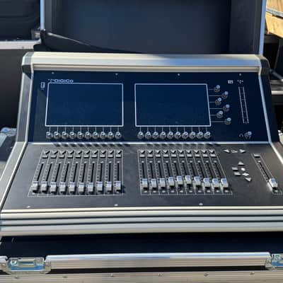 Digico S21 with case image 1