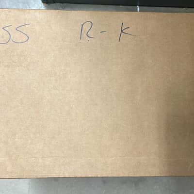 Roc N Soc MSS-R-K Manual Spindle Round Top Short Base Drum Throne - Black image 2