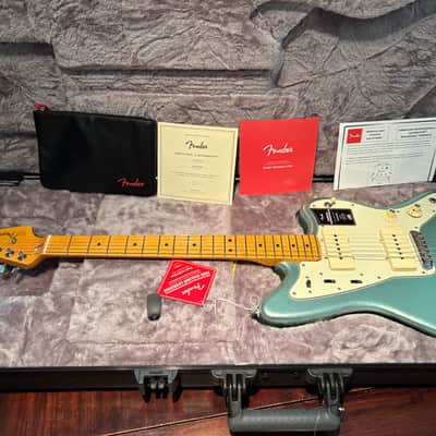 Fender American Professional II Jazzmaster with Maple Fretboard 2020 - Present - Mystic Surf Green image 1