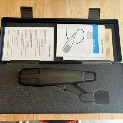 Sennheiser MD 421 II Cardioid Dynamic Microphone - Mint