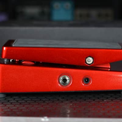 Xotic XW-2 Wah 2023 - Candy Apple Red image 5