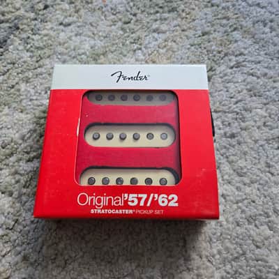 Fender 099-2117-000 Pure Vintage Original '57 / '62 Stratocaster