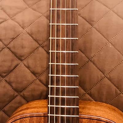 Lag TRAVEL-KAE Travel Series Massive Khaya Top & Neck 6-String Acoustic-Electric Guitar w/Soft Case image 9