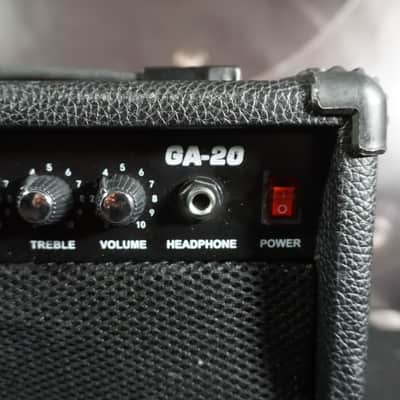GA-20 Guitar Amplifier – 20W Practice Amp image 2