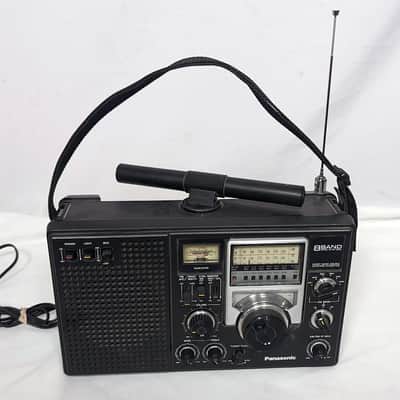 Vintage Panasonic RF-2200 8 Band Short Wave Double Superheterodyne Radio TESTED image 1