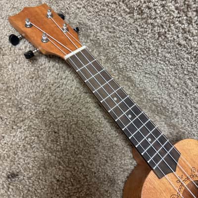 Unlabeled Soprano Ukulele w/ Bag image 3