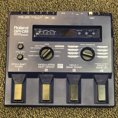 Roland GR-09 1994 - 1996 - Blue image 1