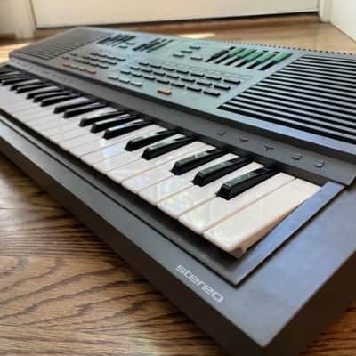 Yamaha PSS-460 49-VTG Key Synthesizer Keyboard w/ Power Cable- Tested And Works! image 4