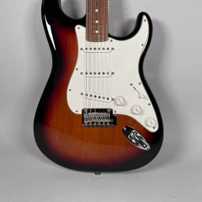 2021 Fender Player Stratocaster Sunburst Finish image 2