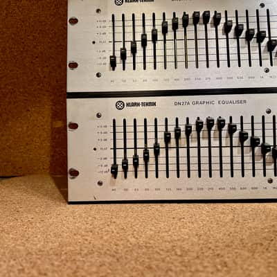 Klark Teknik DN27A Graphic Equaliser – 1970s – Matched PAIR consecutive serial num – RARE – Serviced – Warranty image 4