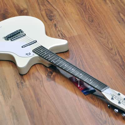 Danelectro 59M NOS+ - Aged White image 12