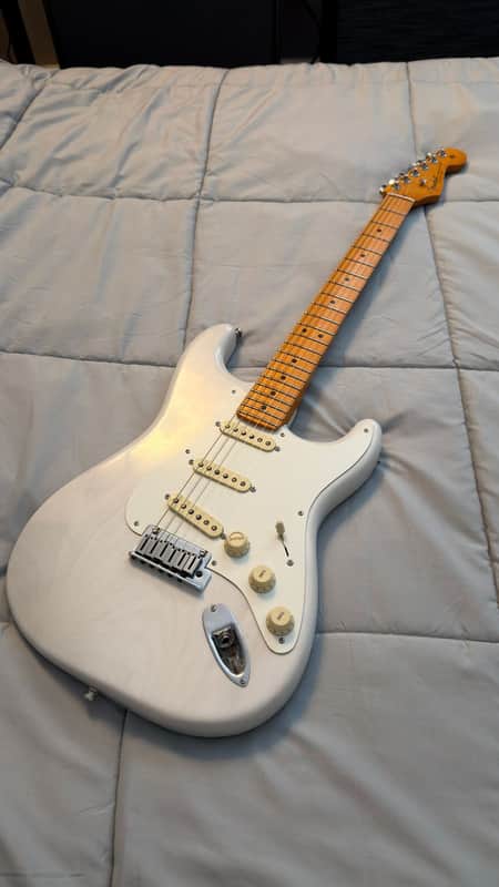 Fender American Ultra Luxe Vintage '50s Stratocaster 2025 - Present White Blonde