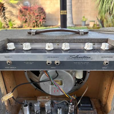 Silvertone Model 1432 10-Watt 1x12 Guitar Combo 1960s - Gray with White Grille image 10
