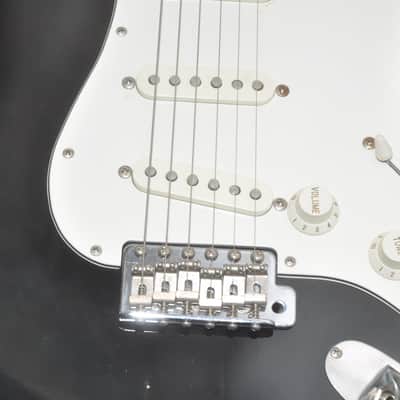 1993-1994 Fujigen Fender Japan ST-STD Stratocaster Electric Guitar Ref No 7123 image 6