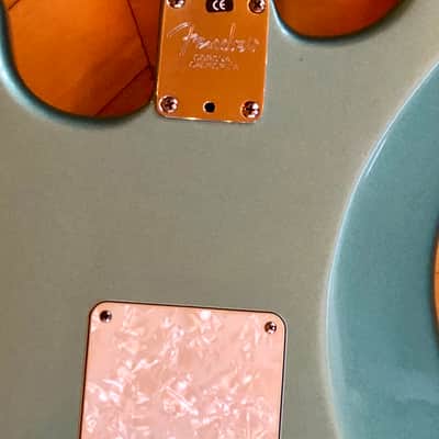 2001 Fender USA Lone Star American HSS Stratocaster Electric Guitar Ocean Turquoise Fender Padded case image 18