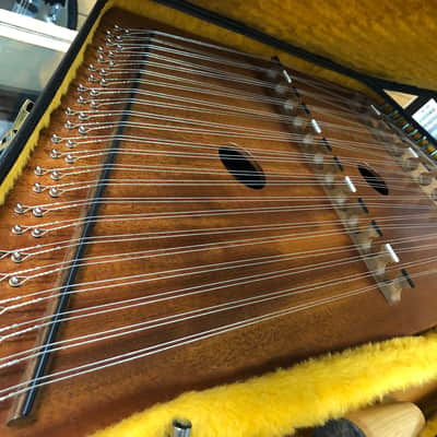 Dusty Strings D10 Dulcimer image 2