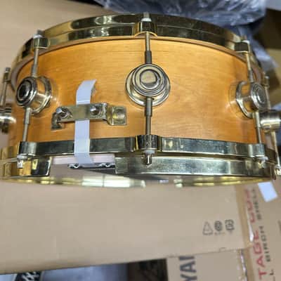 DW/Craviotto 14" x 5.5" Solid Shell Snare Drum 1995 - Natural w/ Gold Hardware I781820-U-1024D image 3