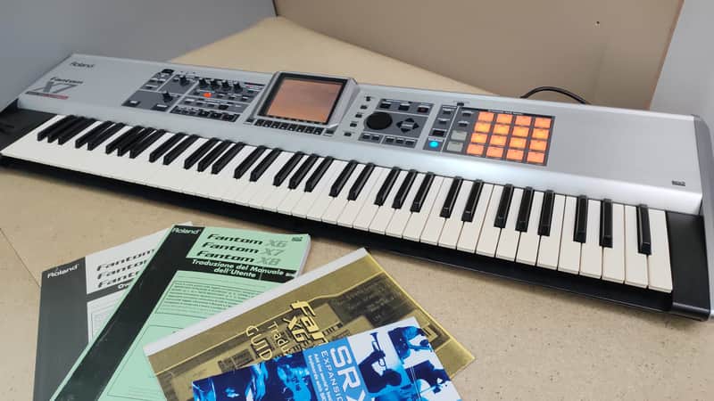 Roland Fantom-X7 76-Key Keyboard Workstation | Reverb Canada