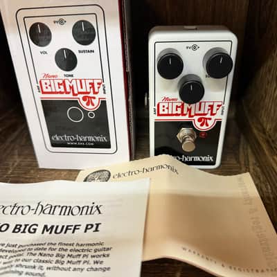 Electro-Harmonix Nano Big Muff Pi Distortion / Sustainer 2013 - Present - White / Black / Red image 1