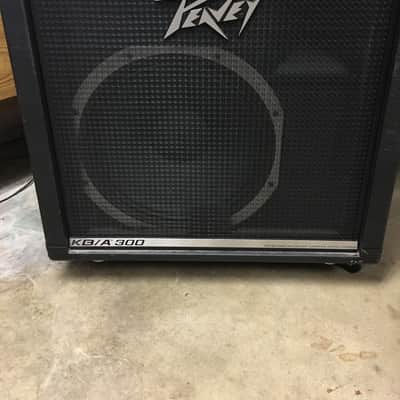 Peavey KB/A 300 150-Watt 1x15 Keyboard / Acoustic Amplification System with Horn